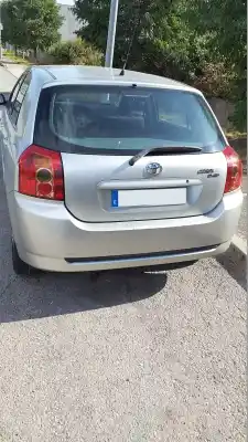 Veículo de Sucata toyota corolla (e12) 2.0 d-4d sol berlina do ano 2007 alimentado 1cdftv