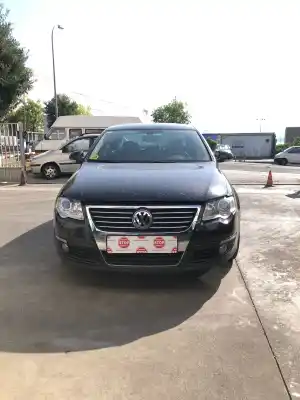 Véhicule à la ferraille VOLKSWAGEN PASSAT BERLINA (3C2) Advance de l'année 2006 alimenté BKP