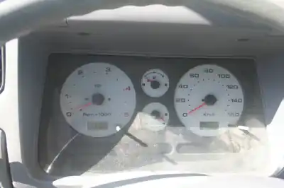 Veículo de Sucata nissan cabstar e cabina simple cabina individual do ano 2001 alimentado bd30