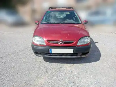 Veículo de Sucata citroen saxo 1.1 seduction do ano 2000 alimentado hdz