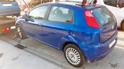 Здавання транспортного засобу FIAT GRANDE PUNTO (199) 1.4 8V Active (01.2007->) року 2007 потужний 350A1000