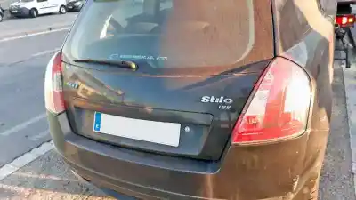 Veículo de Sucata fiat stilo multi wagon (192) 1.6 16v do ano 2003 alimentado 182b6000