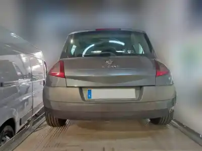 Veículo de Sucata renault megane ii berlina 5p confort dynamique do ano 2004 alimentado k9k728