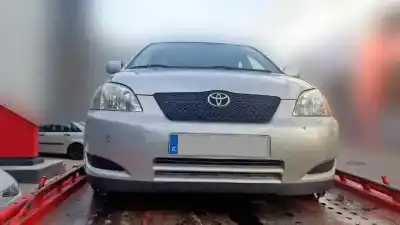 Veicolo di demolizione toyota corolla (e12) 2.0 d-4d linea sol berlina dell'anno 2004 alimentato 1cd-ftv