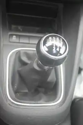 Veículo de Sucata volkswagen golf vi (5k1) advance do ano 2011 alimentado cax