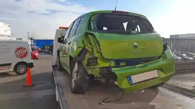 Scrapping Vehicle RENAULT CLIO III Tom Tom Edition of the year 2009 powered K9K766