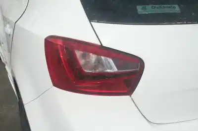 Véhicule à la ferraille seat ibiza (6p1) fr de l'année 2016 alimenté chz