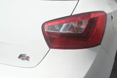 Véhicule à la ferraille seat ibiza (6p1) fr de l'année 2016 alimenté chz