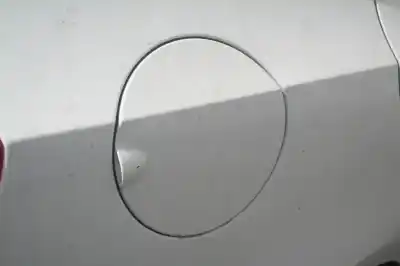 Véhicule à la ferraille seat ibiza (6p1) fr de l'année 2016 alimenté chz