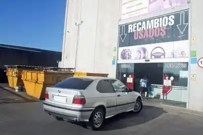 Veículo de Sucata bmw serie 3 compacto (e36) 316i comfort edition do ano 1998 alimentado m40b16