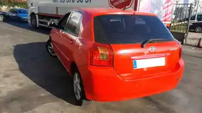 Veicolo di demolizione TOYOTA COROLLA (E12) 2.0 D-4D Sol Sedán dell'anno 2004 alimentato 1CD-FTV