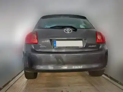 Veículo de Sucata toyota auris luna do ano 2007 alimentado 1zr