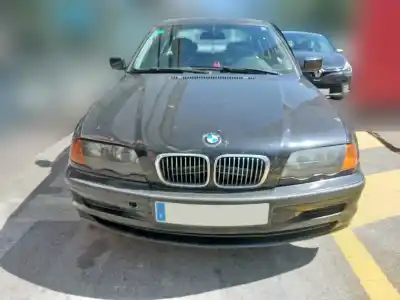 Vehicul casat bmw serie 3 berlina (e46) 320d al anului 2001 alimentat m47204d1