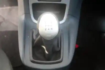 Veicolo di demolizione ford fiesta (cb1) trend dell'anno 2009 alimentato snjb