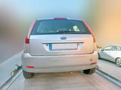 Veículo de Sucata ford fiesta (cbk) trend do ano 2004 alimentado fxjb