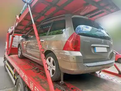 Sloopvoertuig PEUGEOT                                            307 BREAK / SW (S1)                                                                                                                                                                                                                                        SW                                                                                                                                                                                                                                                         van het jaar 2004 aangedreven RHS