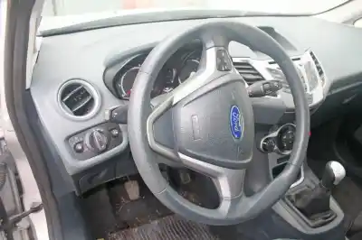 Verschrottungsfahrzeug ford fiesta (cb1) titanium des jahres 2009 angetrieben snja