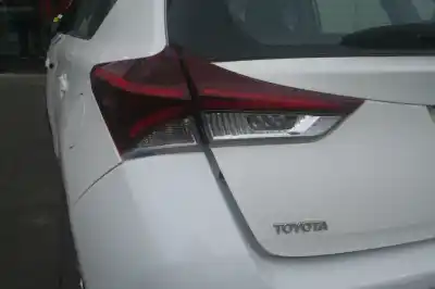 Veículo de Sucata toyota auris hybrid active do ano 2016 alimentado 2zr