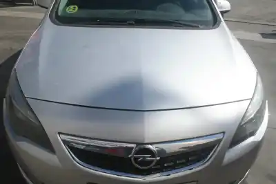 Veicolo di demolizione opel astra j lim. cosmo dell'anno 2010 alimentato a17dtr