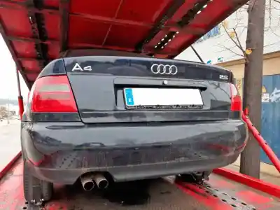Veículo de Sucata audi a4 berlina (b5) 2.6 v6 cat (abc) do ano 1997 alimentado abc