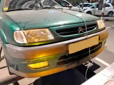 Veicolo di demolizione citroen saxo 1.6 vts dell'anno 1998 alimentato nfz