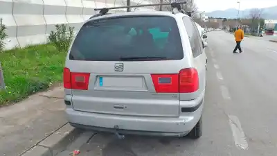 Veículo de Sucata SEAT ALHAMBRA (7V9) Signo do ano 2001 alimentado AUY