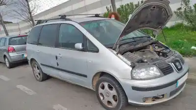Veículo de Sucata seat alhambra (7v9) signo do ano 2001 alimentado auy