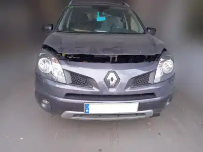 Véhicule à la ferraille renault koleos dynamique de l'année 2010 alimenté m9r862