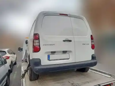 Veículo de Sucata peugeot partner kombi confort do ano 2012 alimentado 9hf