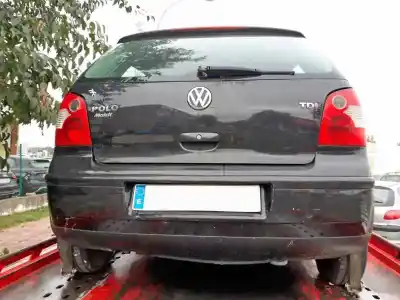 Sloopvoertuig volkswagen polo (9n1) highline van het jaar 2003 aangedreven amf