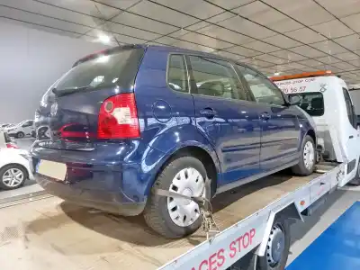 Veículo de Sucata VOLKSWAGEN POLO (9N1) Highline do ano 2003 alimentado BBY