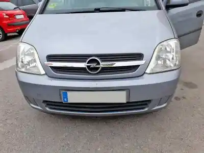 Véhicule à la ferraille opel meriva cosmo de l'année 2004 alimenté z16se