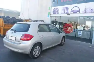 Veículo de Sucata toyota auris luna do ano 2007 alimentado 1adftv