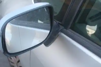 Veículo de Sucata toyota auris luna do ano 2007 alimentado 1adftv