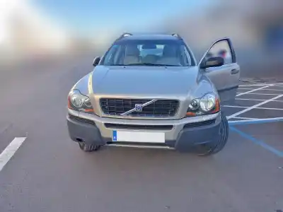 Sloopvoertuig volvo xc90 d5 kinetic van het jaar 2003 aangedreven d5244t