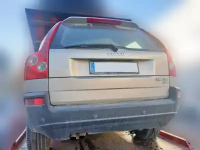 Sloopvoertuig volvo xc90 d5 kinetic van het jaar 2003 aangedreven d5244t