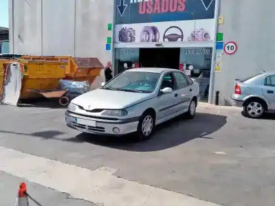 Veicolo di demolizione RENAULT LAGUNA (B56) 1.6 16V RT dell'anno 2000 alimentato K4M F7