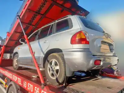 Veículo de Sucata HYUNDAI SANTA FE (SM) 2.0 GLS CRDI 4X4 do ano 2003 alimentado D4EA