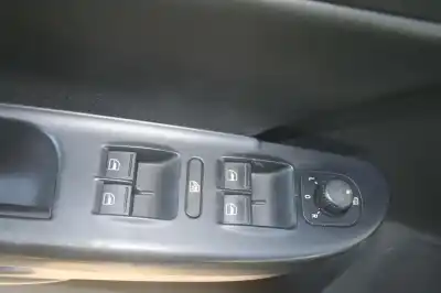 Здавання транспортного засобу volkswagen passat variant (3c5) advance року 2008 потужний cbab Здавання транспортного засобу volkswagen passat variant (3c5) advance року 2008 потужний cbab