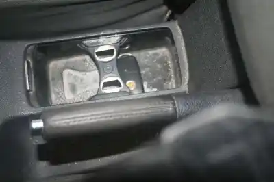 Veículo de Sucata volkswagen jetta (1k2) advance do ano 2009 alimentado cayc