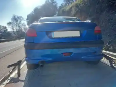 Vehicul casat peugeot 206 cc cc al anului 2001 alimentat nfu