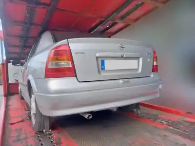 Veículo de Sucata opel astra g berlina elegance do ano 2000 alimentado z18xel
