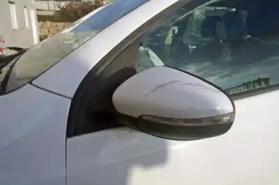 Veículo de Sucata volkswagen golf vi (5k1) advance bluemotion do ano 2010 alimentado cay