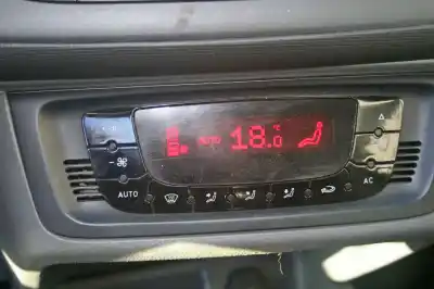 Veicolo di demolizione seat ibiza (6j5) stylance / style dell'anno 2010 alimentato cayc