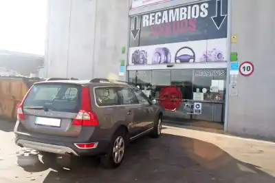 Scrapping Vehicle volvo xc70 momentum awd of the year 2010 powered d5244t10