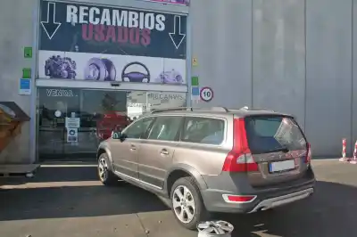 Scrapping Vehicle volvo xc70 momentum awd of the year 2010 powered d5244t10