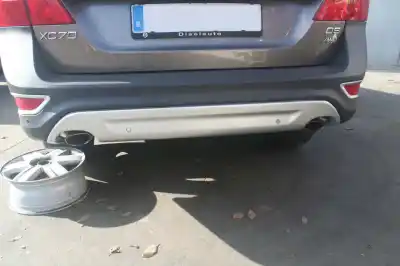 Scrapping Vehicle volvo xc70 momentum awd of the year 2010 powered d5244t10