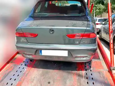 Véhicule à la ferraille alfa romeo alfa 156 (116) 1.9 jtd progression de l'année 2000 alimenté ar32302