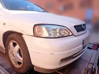Sloopvoertuig opel astra g berlina elegance van het jaar 2000 aangedreven y20dth