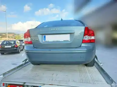 Veículo de Sucata volvo s40 berlina 2.0 d kinetic do ano 2004 alimentado d4204t